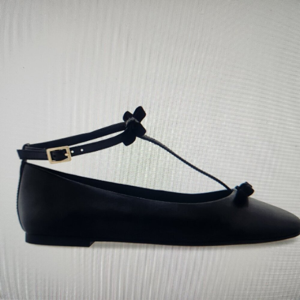 Kenneth Cole NY "Juliet" Black Leather Flats. NIB. Size 8